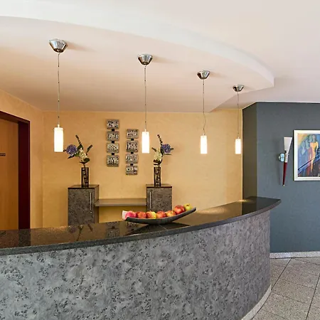 Apartments Aschheim 3*