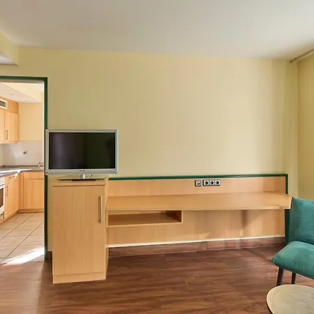 Apartments Aschheim Aparthotel 3*