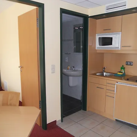 Apartments Aschheim Aparthotel 3*