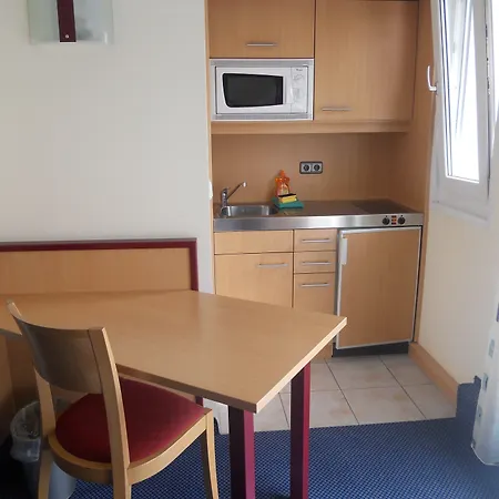 Aparthotel Apartments Aschheim 3*